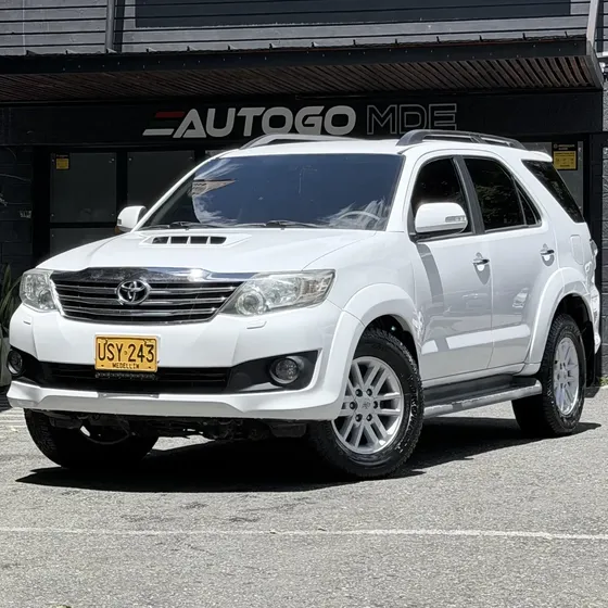 Toyota Fortuner 2015 3.0 Srv