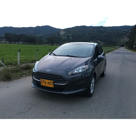 Ford Fiesta 1.6 Sportback Se Automática