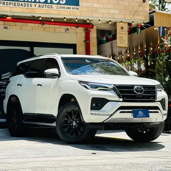 Toyota Fortuner 2021 2.8l Srv