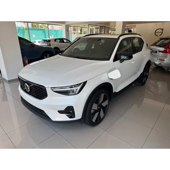 Volvo Xc40 T5 Ultimate Dark (recharge)