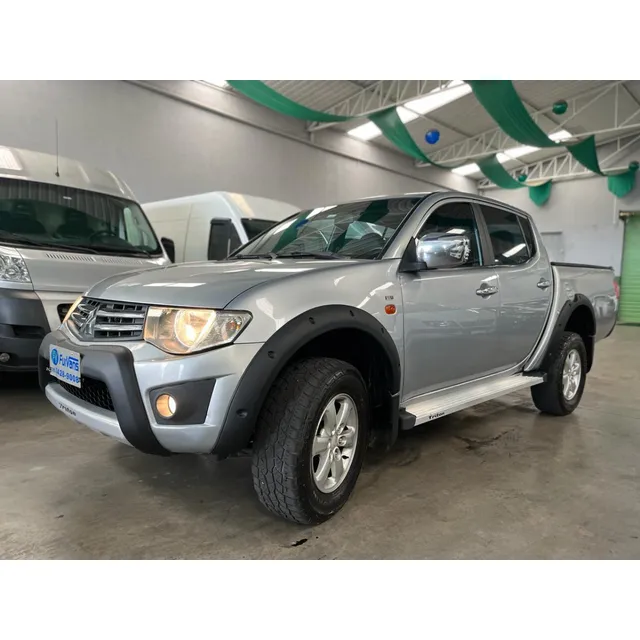 Mitsubishi L200 3.2 Triton Gl Cab. Dupla 4x4 4p
