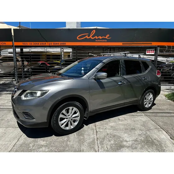 Nissan X-trail 2.5 Advance 3 Row Cvt