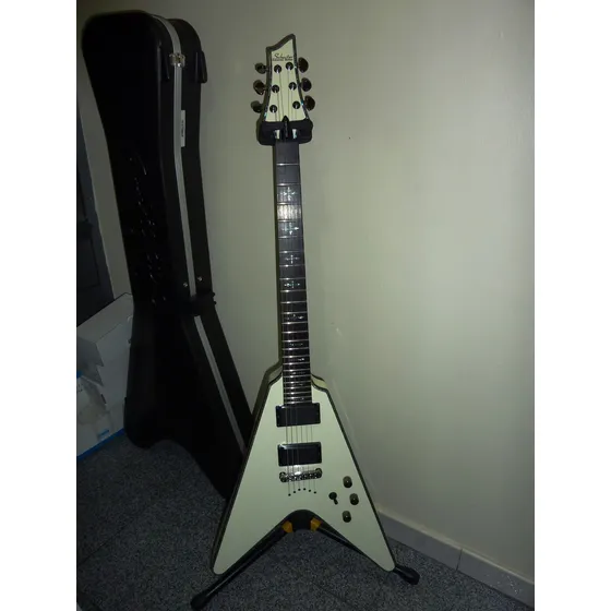 Schecter Hellraiser V-1