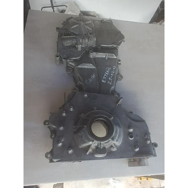 Tapa Cadena Con Sensor Y Bomba Aceite Nissan Xtrail 05