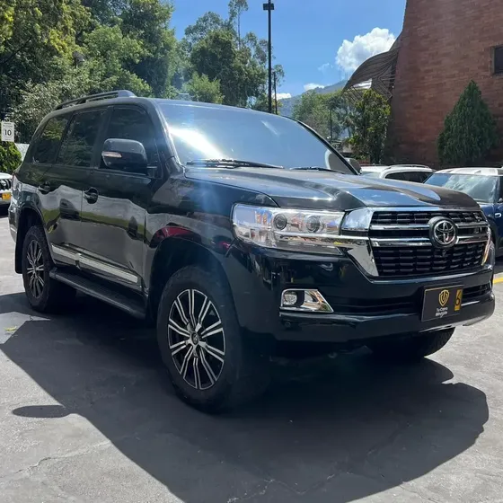 Toyota Land Cruiser 2014 4.5 Imperial Lc200