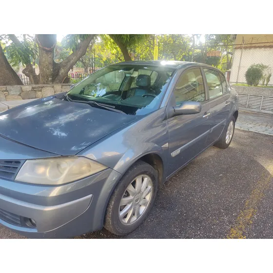 Renault Megane 2, Motor 2.0 Única Dueña