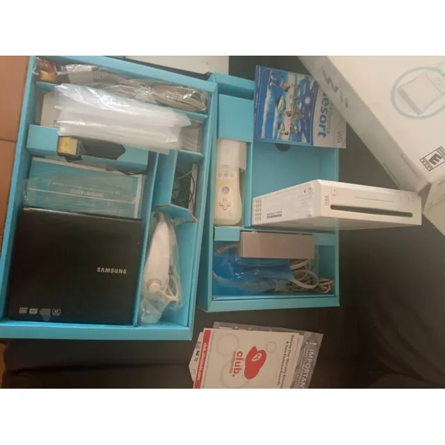 Nintendo Wii / Como Nuevo / Accesorios Y Juegos