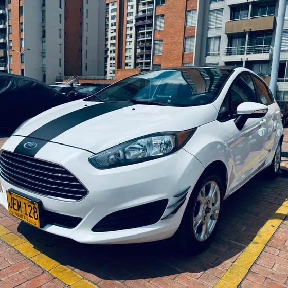 Ford Fiesta 2016 1.6 Hatchback Se