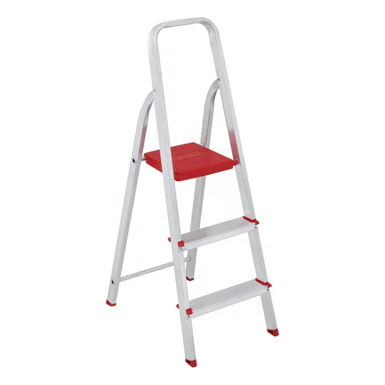 Escada De Alumínio Tesoura 3 Degraus Botafogo Lar & Lazer Esc0062 Vermelho