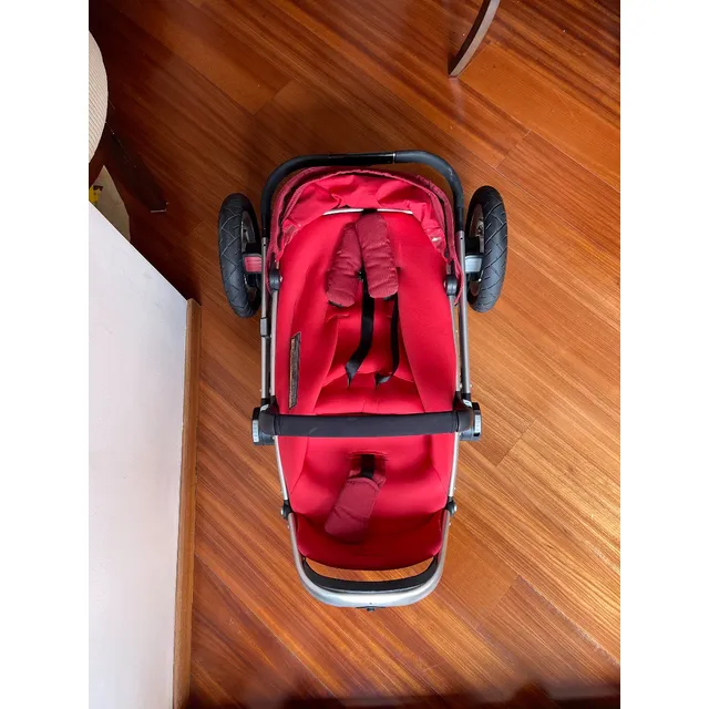 Coche De Paseo Quinny Buzz 4 Ruedas Rojo 3 En 1 Reclinable