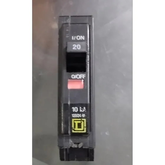 Breaker De Enganche Squard 1x20 2x20 2x60 Tipo Qo