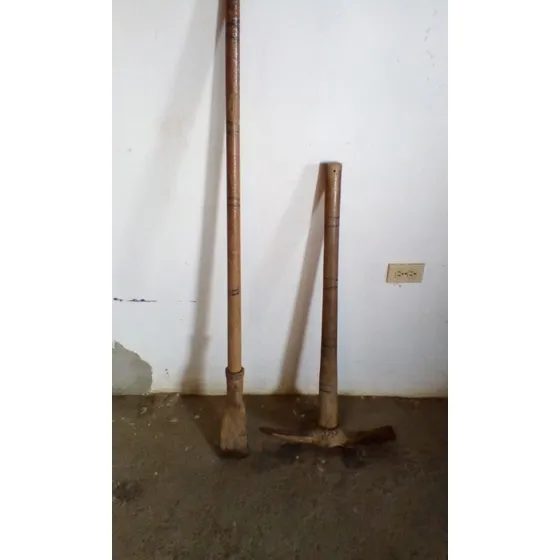 !!! Chicura Y Pico Para Construccion!!! Usados.