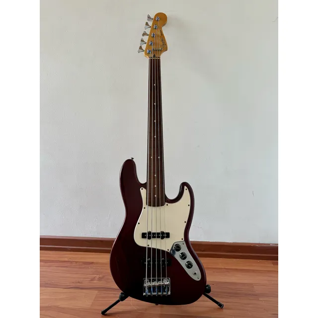 Bajo Fender Jazz Bass Standard  Fretless 93