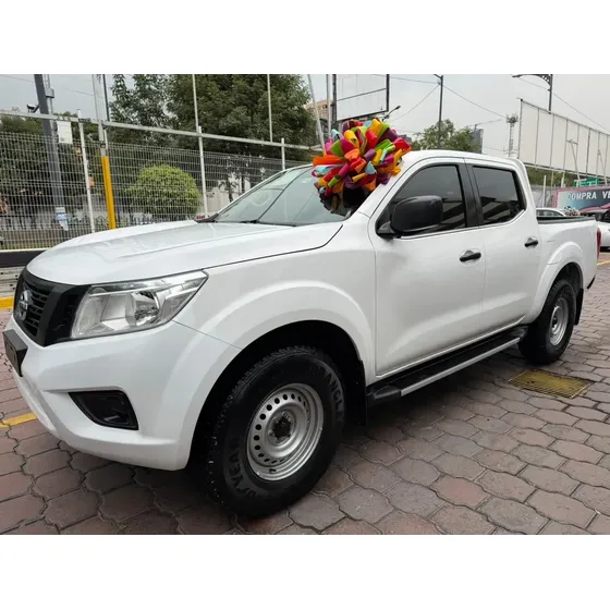 Nissan Np300 Frontier 2020 2.5 Doble Cabina Aa Pack Seg 4x4