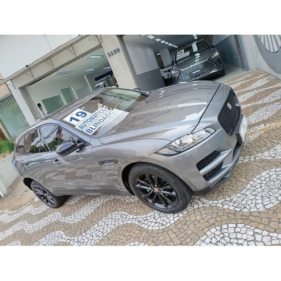 Jaguar Outros Modelos F-pace 2.0 Prestige 250cv Aut.
