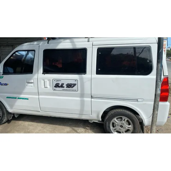 Chevrolet N300 Camioneta Van
