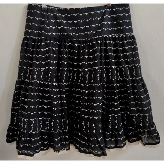 Falda Negra, Talla Xl, Marca Zara