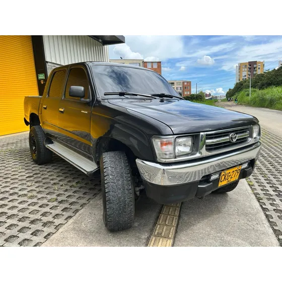 Toyota Hilux 2.4l