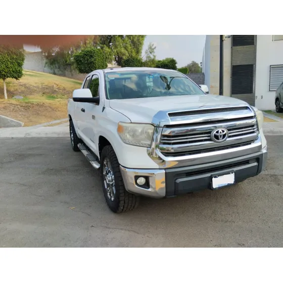Toyota Tundra 5.7 Sr5 Doble V8 4x2 At
