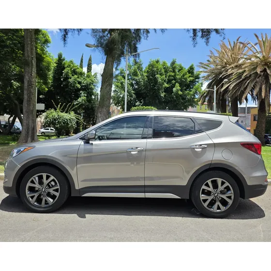 Hyundai Santa Fe 2018 4cil Piel Quemacocos Panorámico Gps