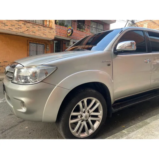 Toyota Fortuner 2.7l 4x4