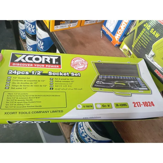 Set De Dados Y Rachet De 1/2 Con Estuche Marca Xcort