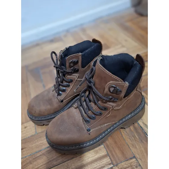 Borcegos De Cuero Importados