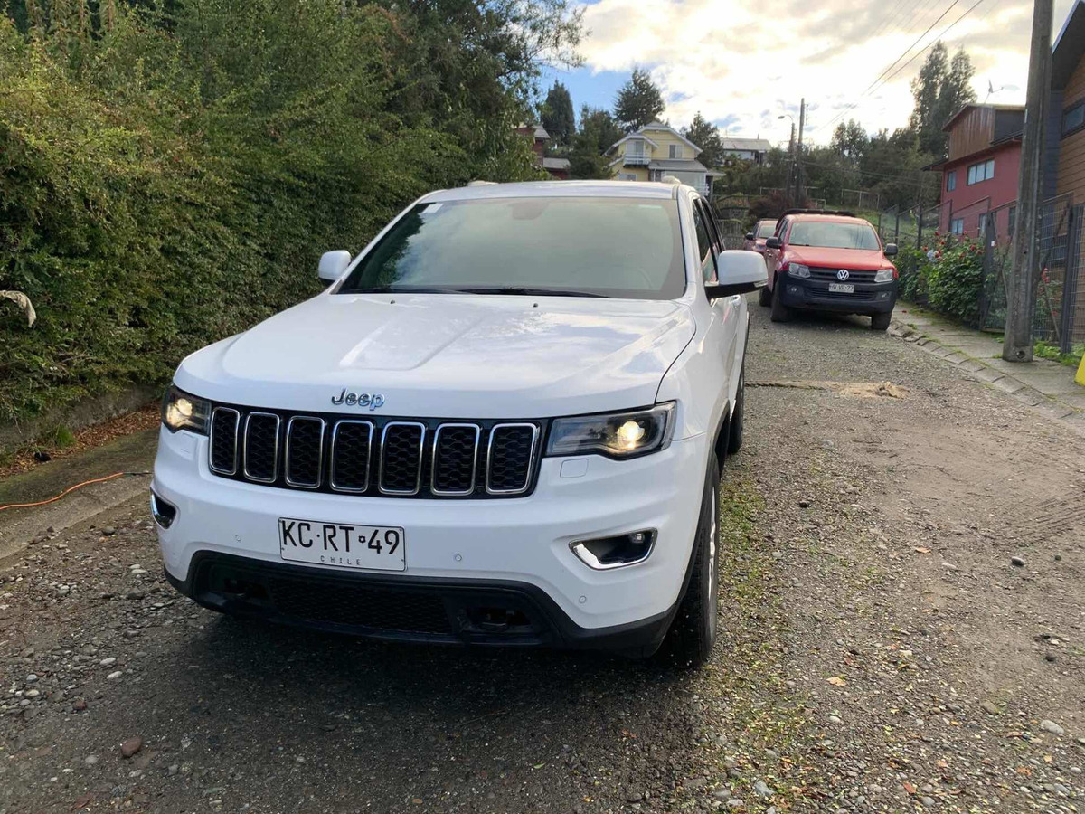 Jeep Grand Cherokee Laredo