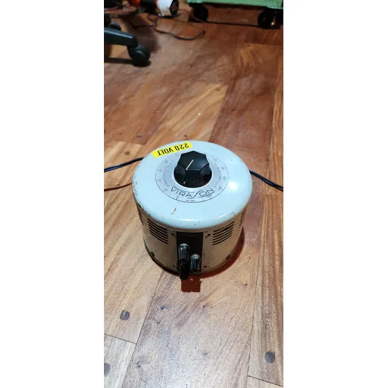 Autotransformador Variador De Tensión Variac 220v 2.2amp
