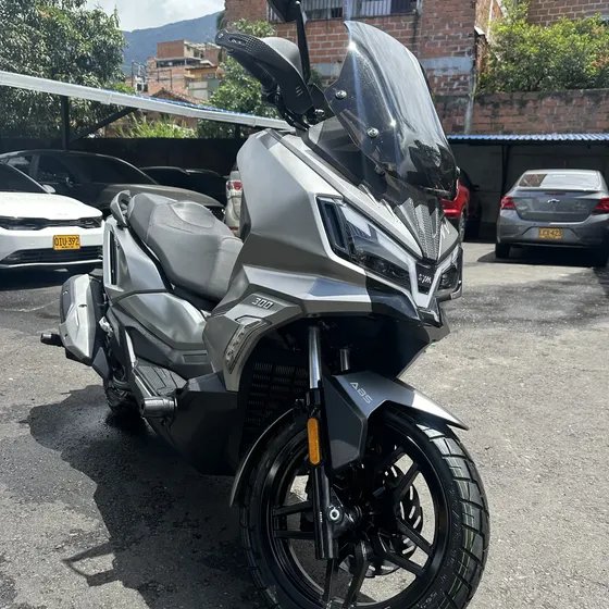 Adx 300