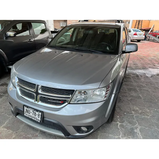Dodge Journey 2.4 Sxt 7 Pasajeros At