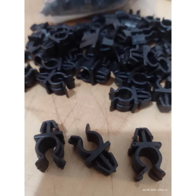 Clip Soporte De Varilla De Capot Universal
