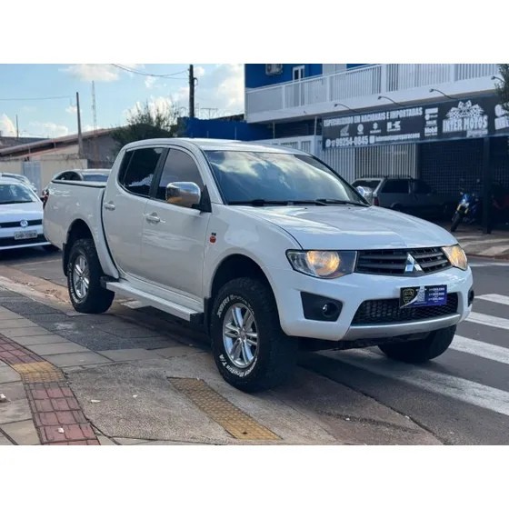 Mitsubishi L200 L200 3.2 Gl 4x4 Cd 16v Turbo Intercoler Diesel 4p Manual