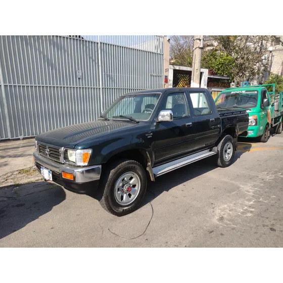 Toyota Hilux 2.8 Sr5 Cab. Dupla 4x4 4p