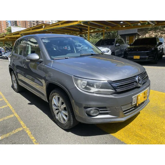 Volkswagen Tiguan 2.0 Trend &fun Tsi