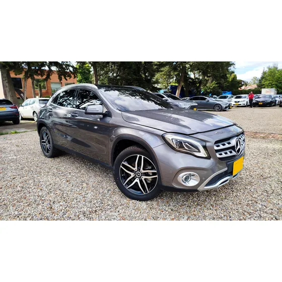 Mercedes-benz Gla200 Urban