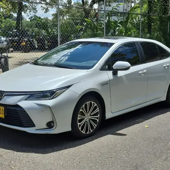 Toyota Corolla 2022 1.8 Se-g Hibrido At 4x2