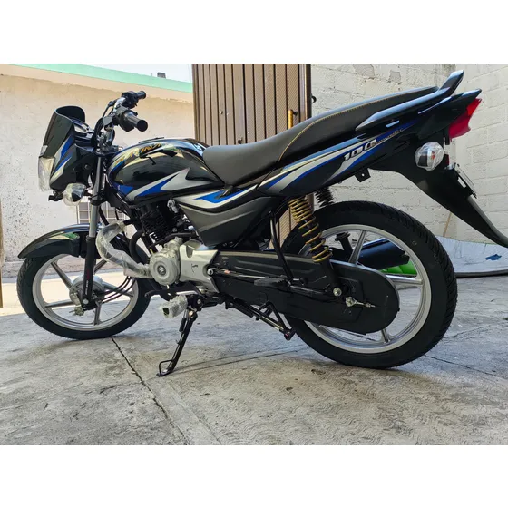 Motocicleta Nueva Bajaj. Excelente Rendimiento.