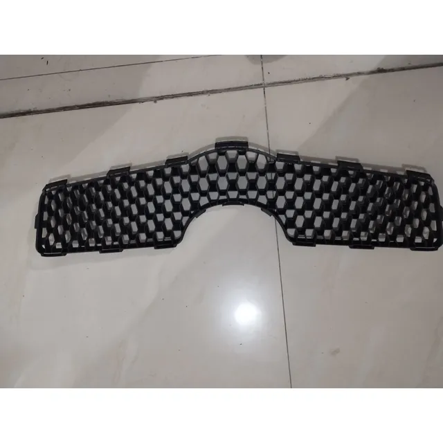 Parrilla Frontal Toyota Yaris Sport Año 2007 Al 2009