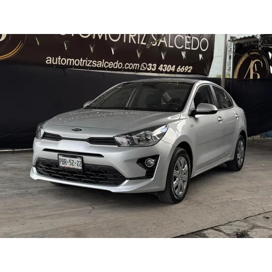 Kia Rio 1.6 L Sedan At