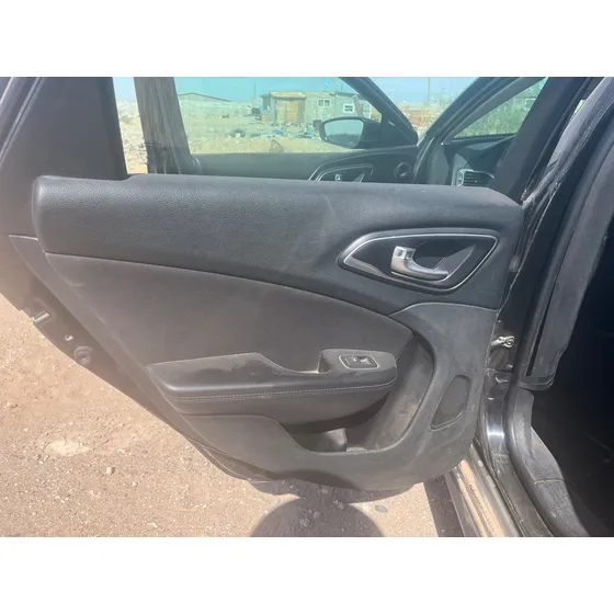 Chrysler 200