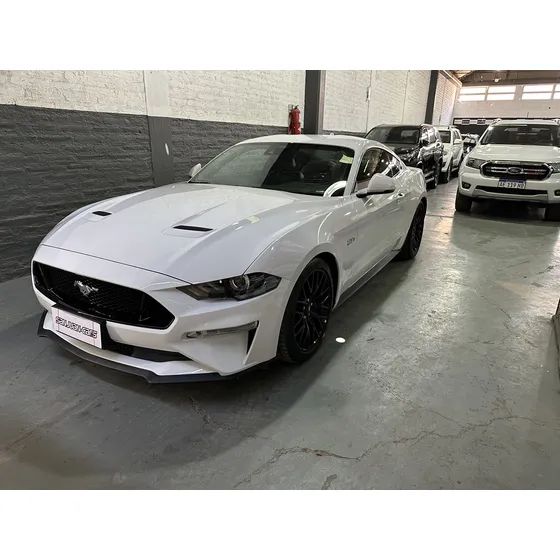 Ford Mustang 5.0 Gt 421cv