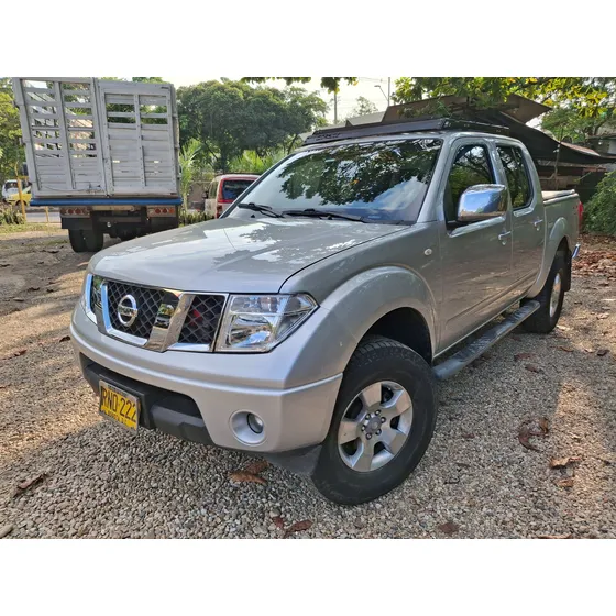Nissan Navara 2.5 High Lujo