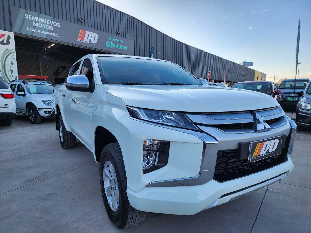 Mitsubishi L200 Katana Cr 4x2 Mt Diesel 2022