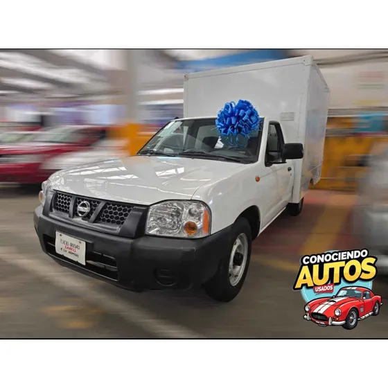 Nissan Np300 2p L4/2.4 Man