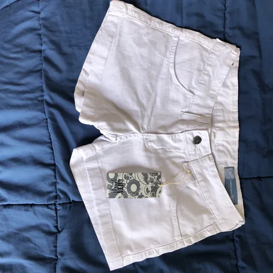 Short Blanco