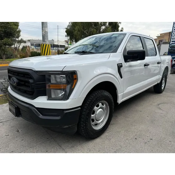 Ford F-150 V6