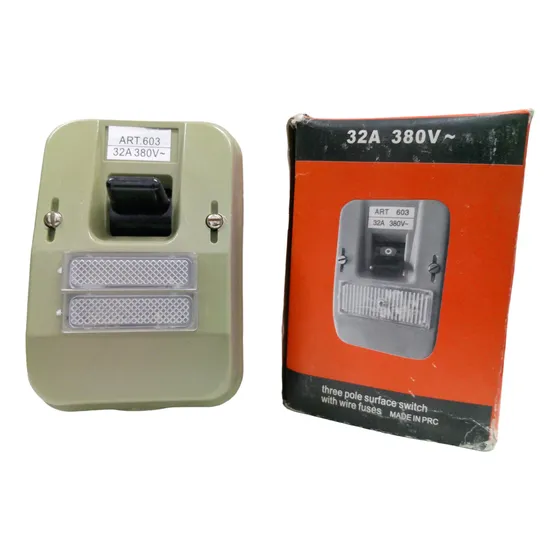 Interruptor 603 Ticino Fusible Breaker Superficial 3x32 Amp