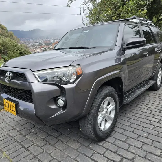 Toyota 4runner 2016 4.0 Sr5 Automática