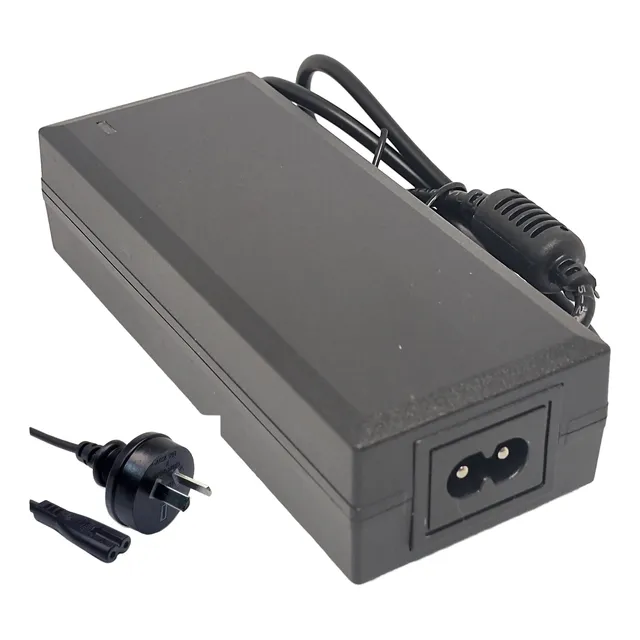 Fuente Cargador Compatible Con Commodore Cloudbook P14 5v 4a